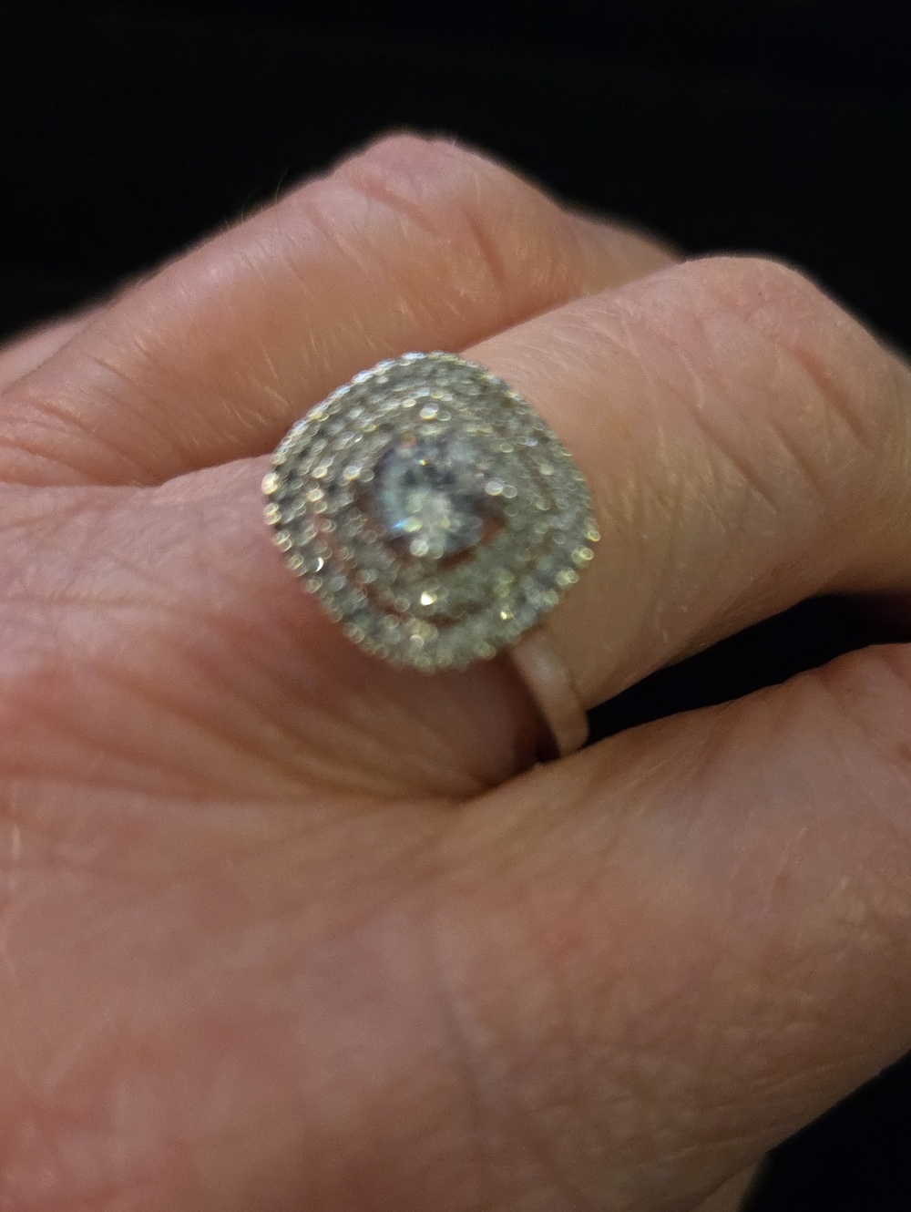 NEW - Ring...size 8 - Picture 3 of 4